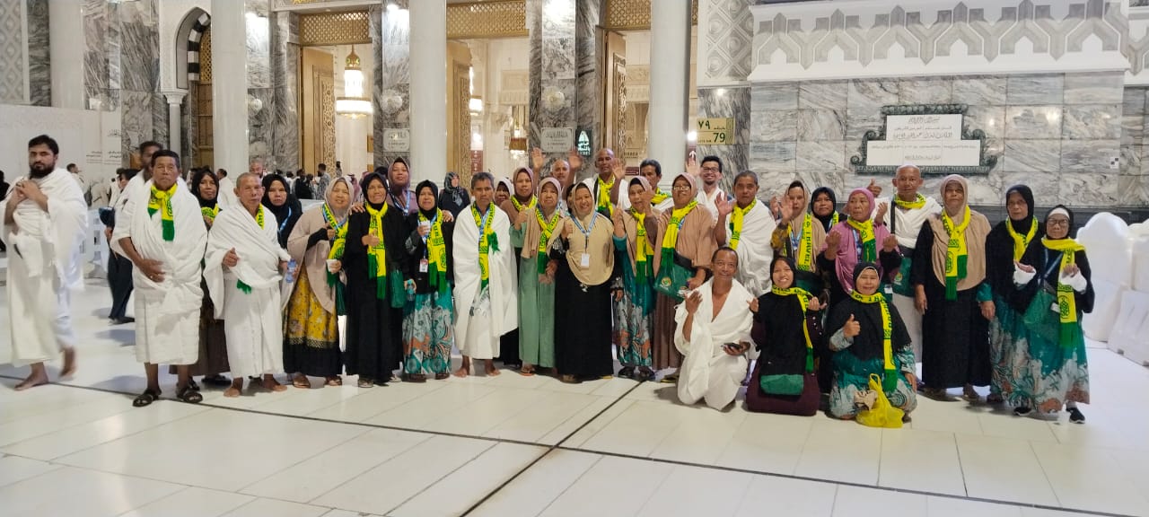 Foto Bersama Kabah (1)